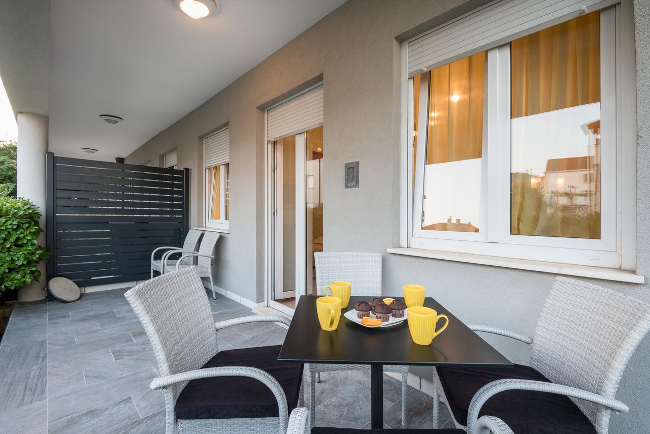 Family Apartment Dubrovnik - Private Jacuzzi Terrace, Private Parking Dış mekan fotoğraf