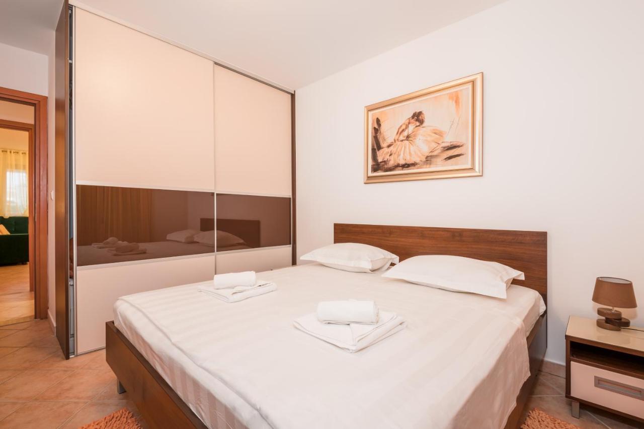 Family Apartment Dubrovnik - Private Jacuzzi Terrace, Private Parking Dış mekan fotoğraf